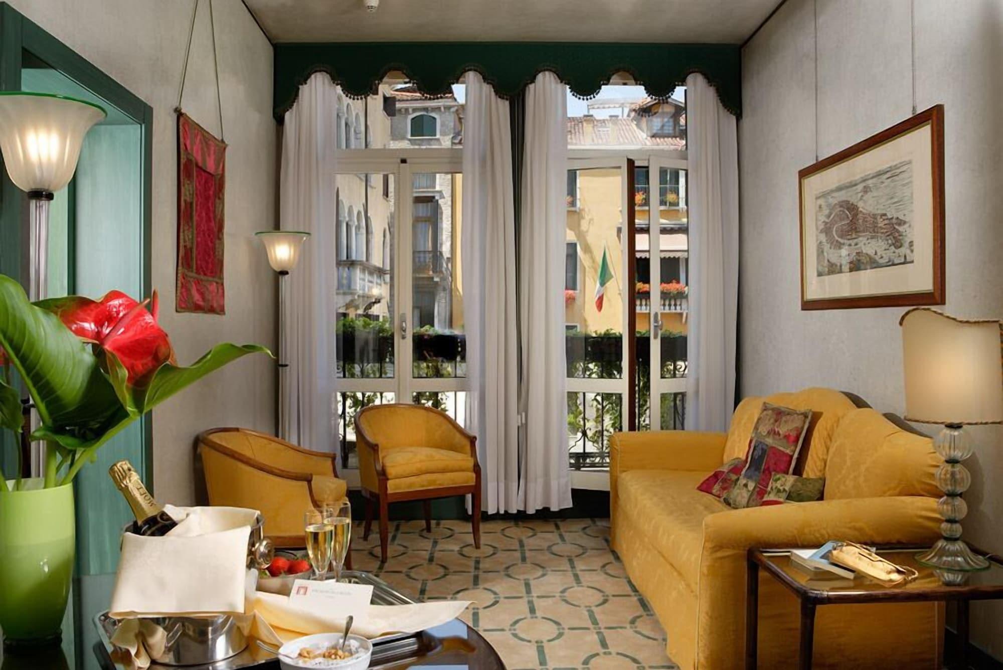 Palazzo Del Giglio Hotel Venice Luaran gambar